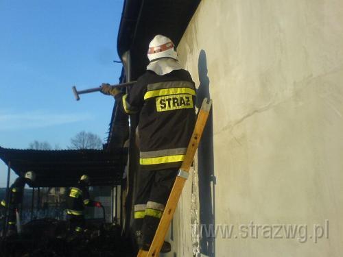 Po¿ar kontenera na ¶mieci.