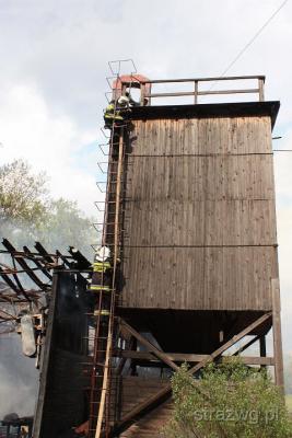 Po¿ar 25.05.10-tartak